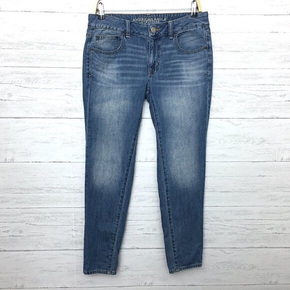 American Eagle Women's Jeans Boy Jean Straight Leg size 4 length 28" - Picture 1 of 12